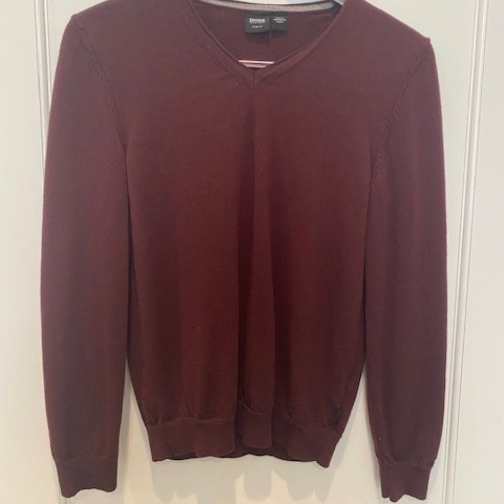 Hugo Boss V-Neck Sweater Men's S 100% Wool Maroon Slim Fit